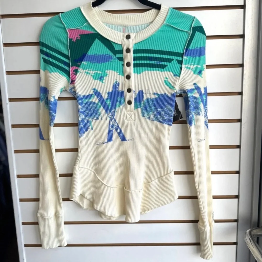 FREE PEOPLE Long Sleeve Ski Top -M - Picture 4 of 11